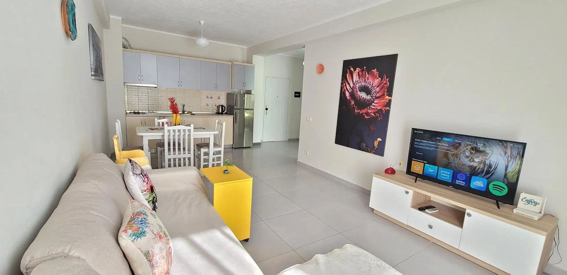 Perla Apartment 2- Seaview & Central