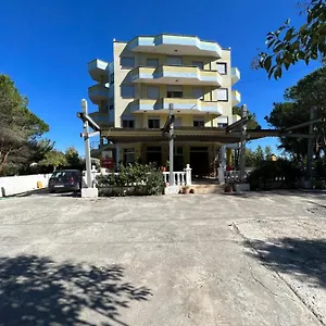 Hostel Garden Albania, Golem (Tirana)