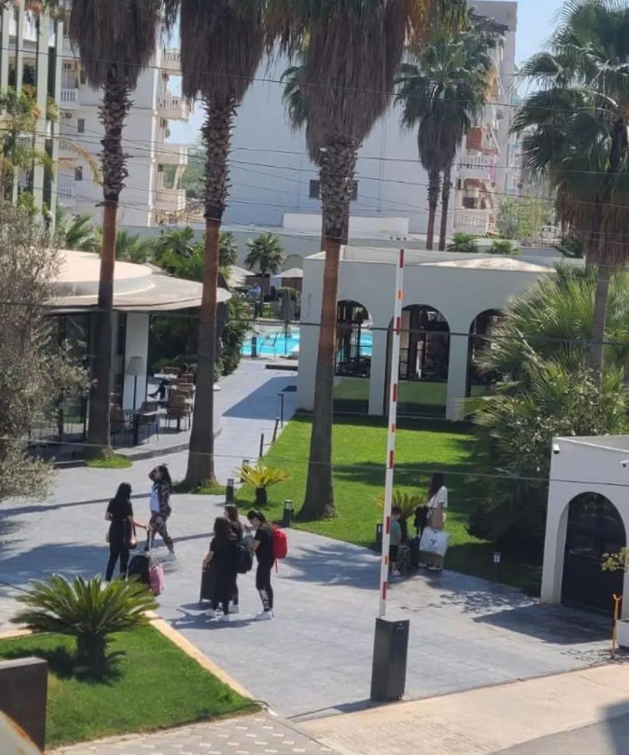 Perla Apartment 2- Seaview & Central Golem (Tirana)