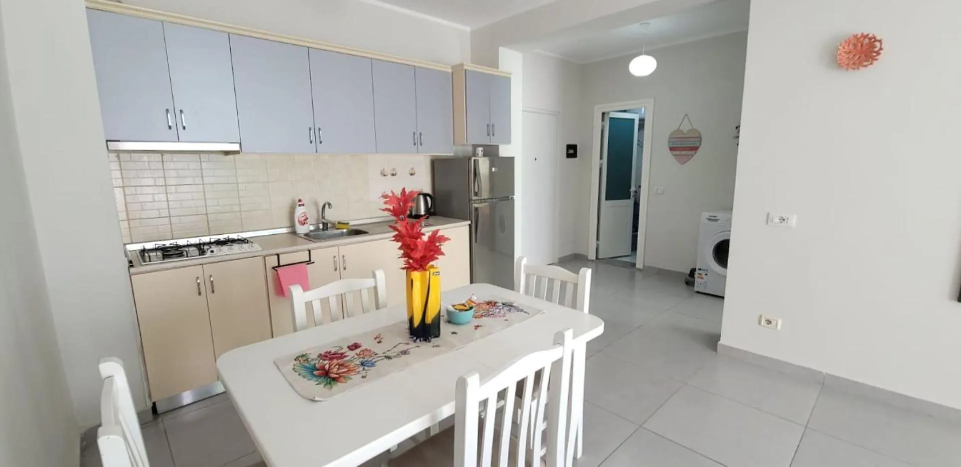 Perla Apartment 2- Seaview & Central Albania