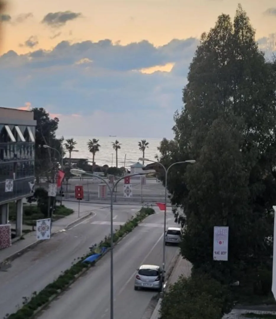 Perla Apartment 2- Seaview & Central  Golem (Tirana)
